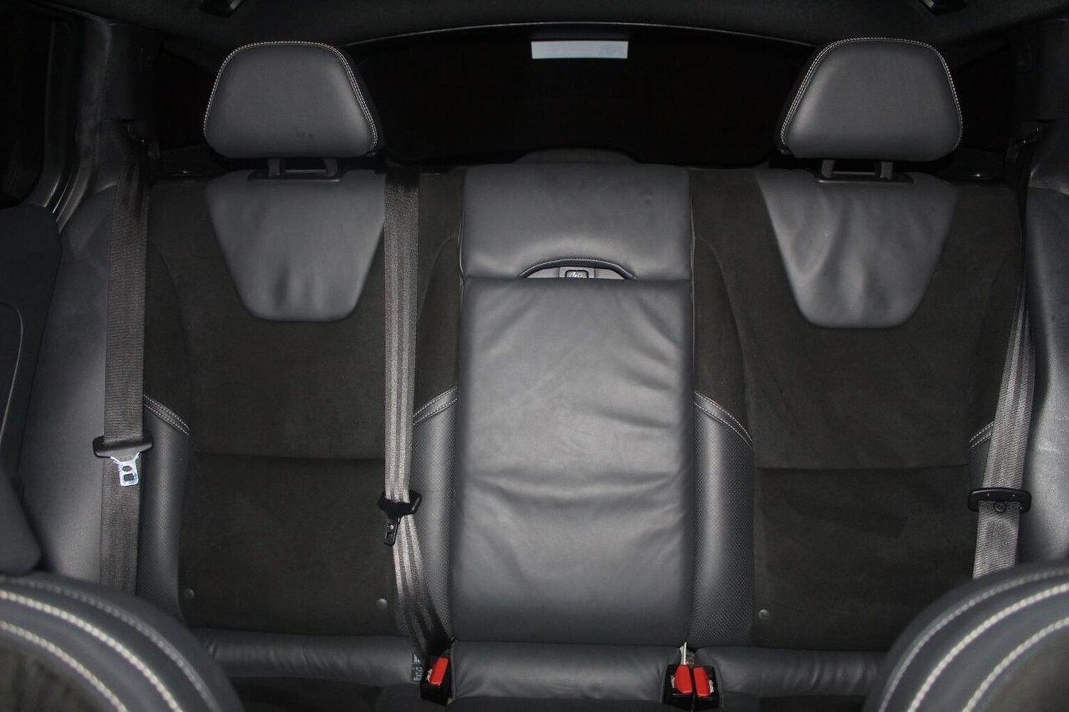 Used Volvo V60 2015 for sale - 76751844: Photo 51