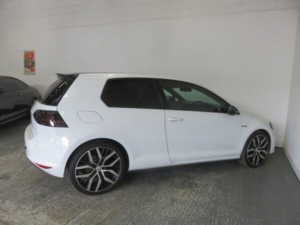 Used Volkswagen Golf 2014 for sale - 71954864: Photo 11