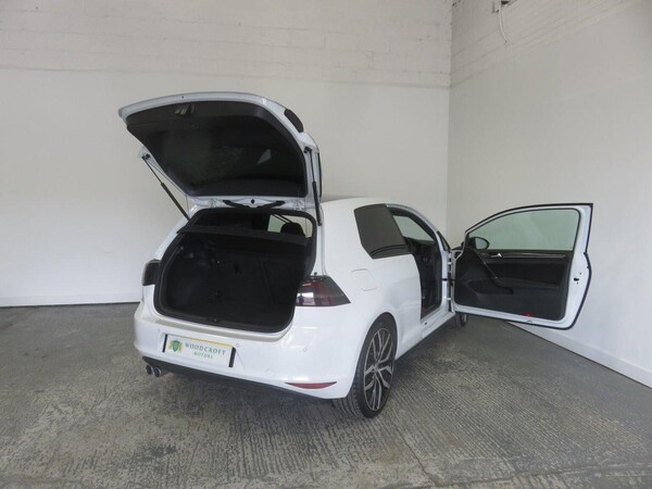 Used Volkswagen Golf 2014 for sale - 71954864: Photo 22
