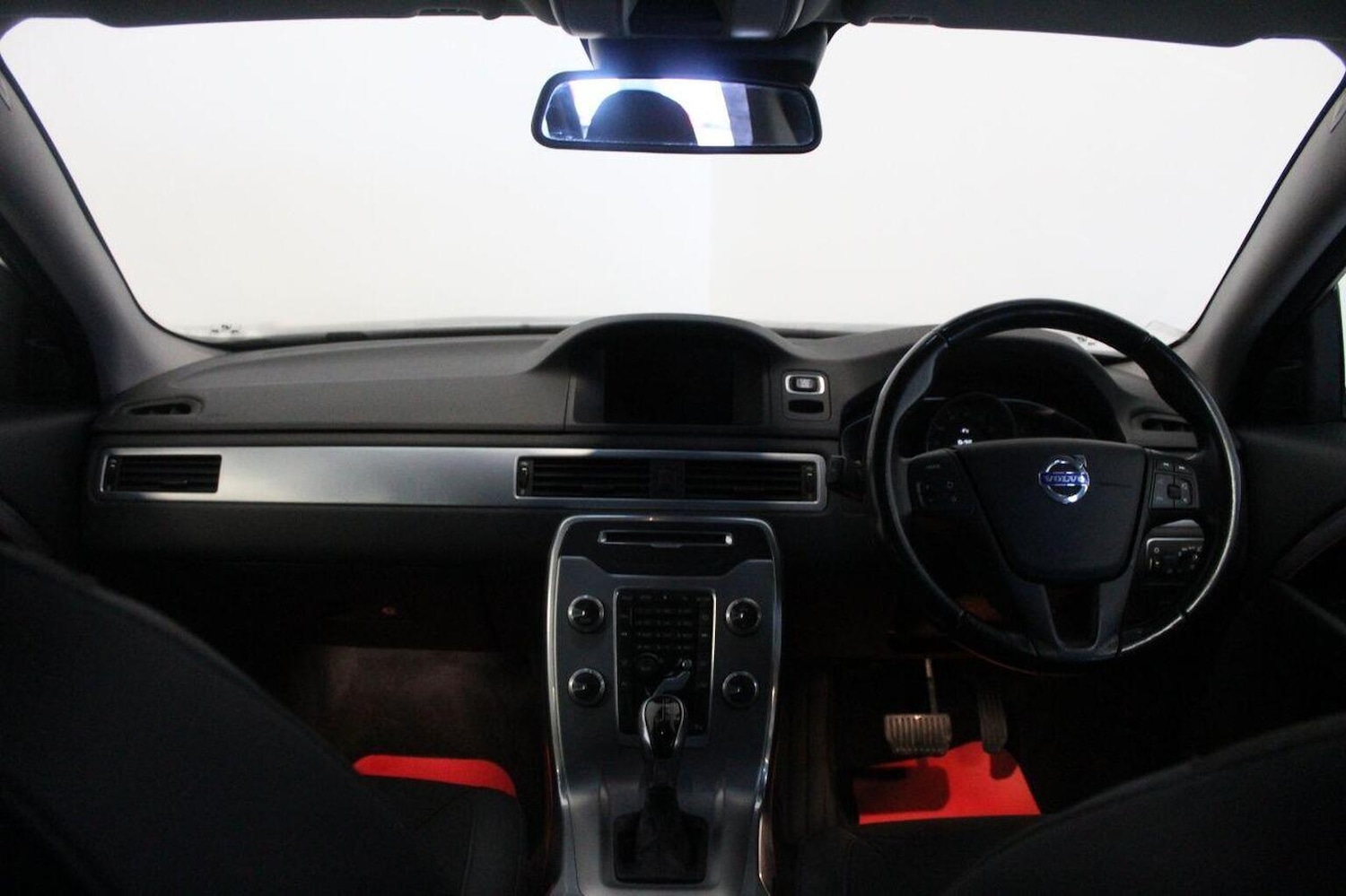 Used Volvo V70 2014 for sale - 77459972: Photo 28