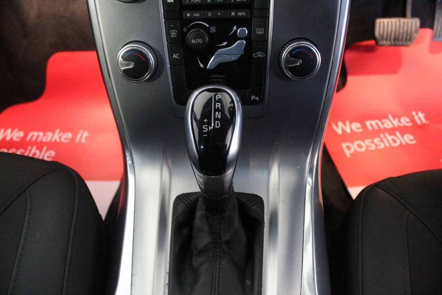 Used Volvo V70 2014 for sale - 77459972: Photo 42