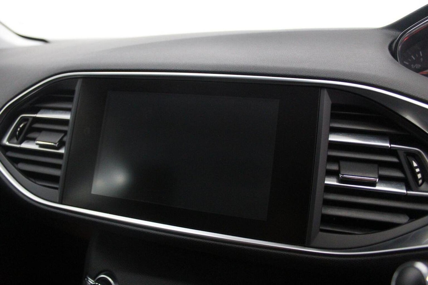 Used Peugeot 308 2017 for sale - 76741363: Photo 40