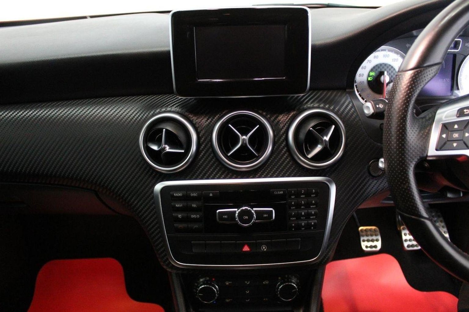 Used Mercedes-Benz A-Class 2015 for sale - 76113996: Photo 31