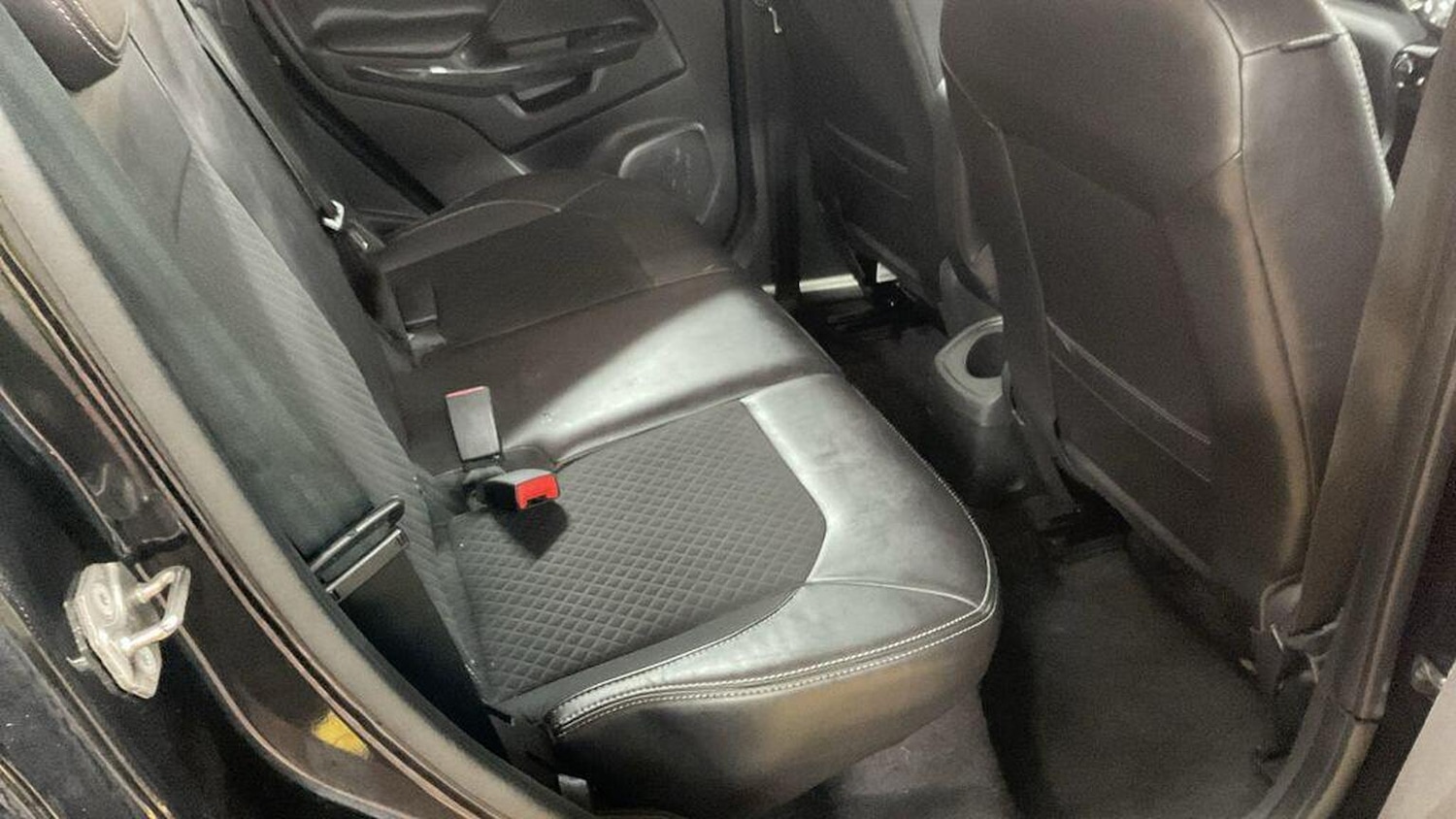 Used Ford Ecosport 2015 for sale - 76706158: Photo 13