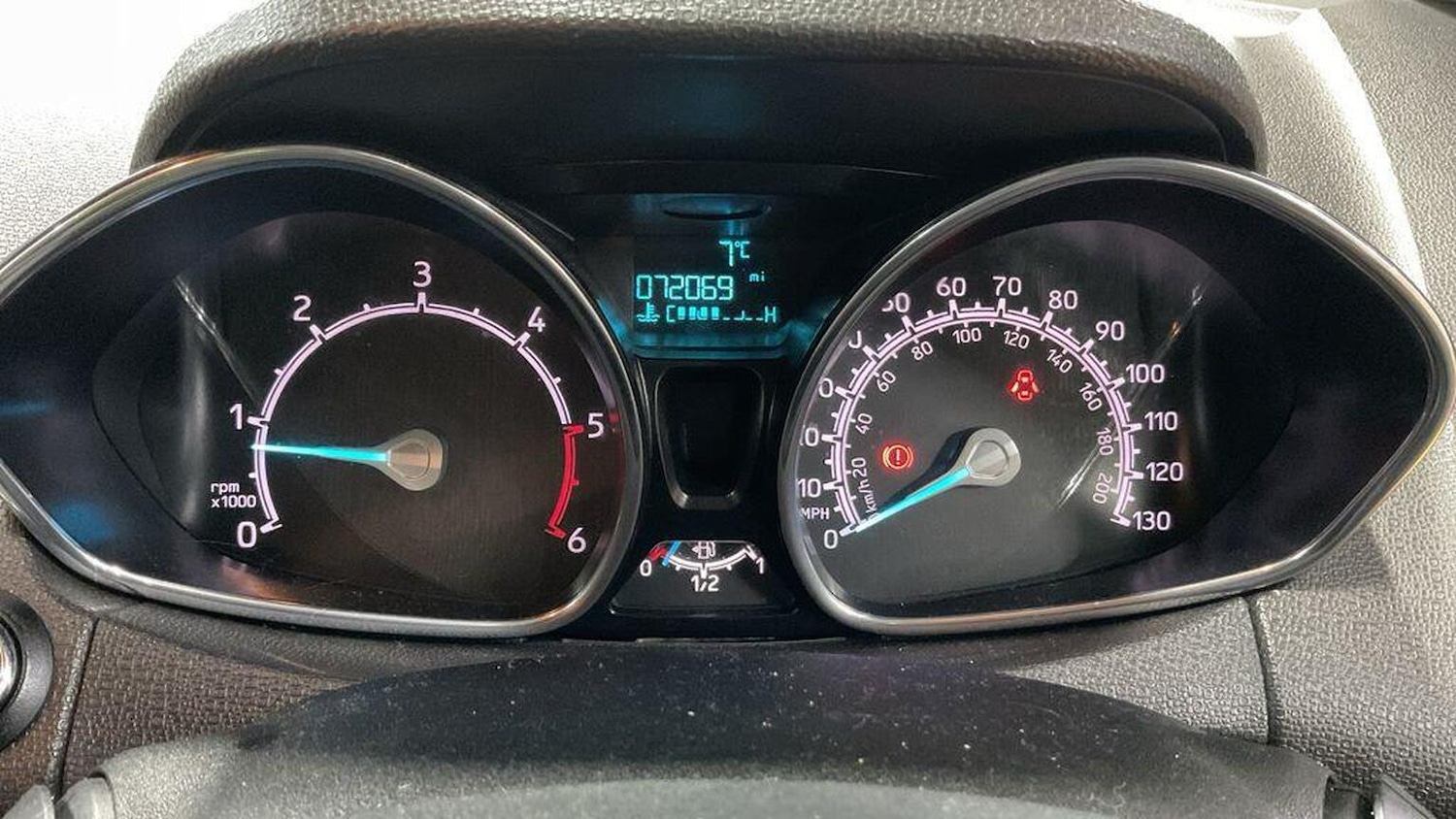 Used Ford Ecosport 2015 for sale - 76706158: Photo 15