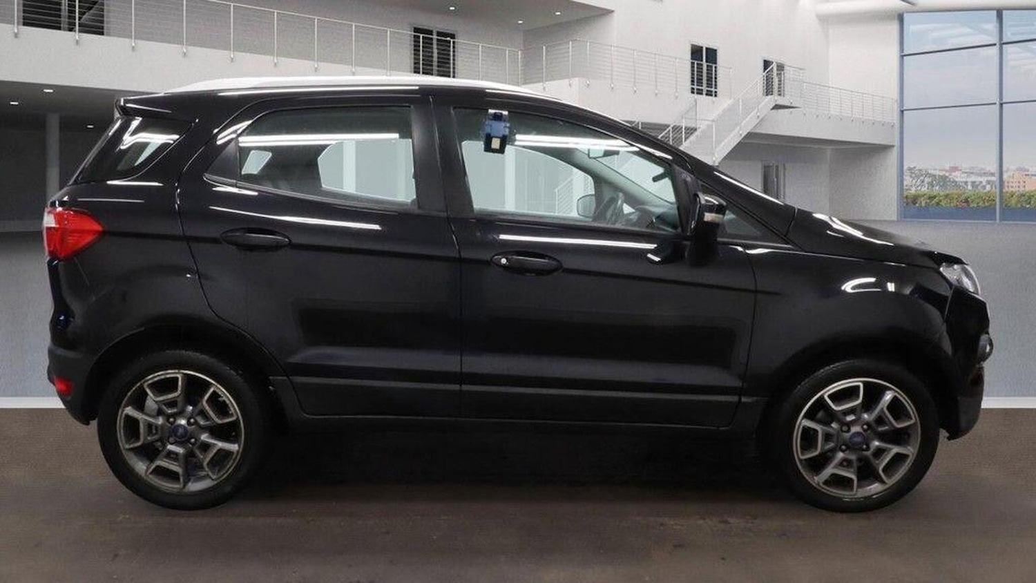 Used Ford Ecosport 2015 for sale - 76706158: Photo 9
