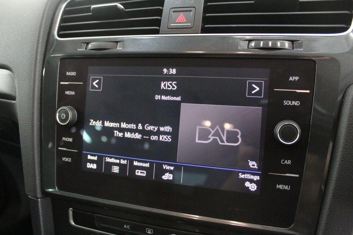 Used Volkswagen Golf 2017 for sale - 77937981: Photo 36