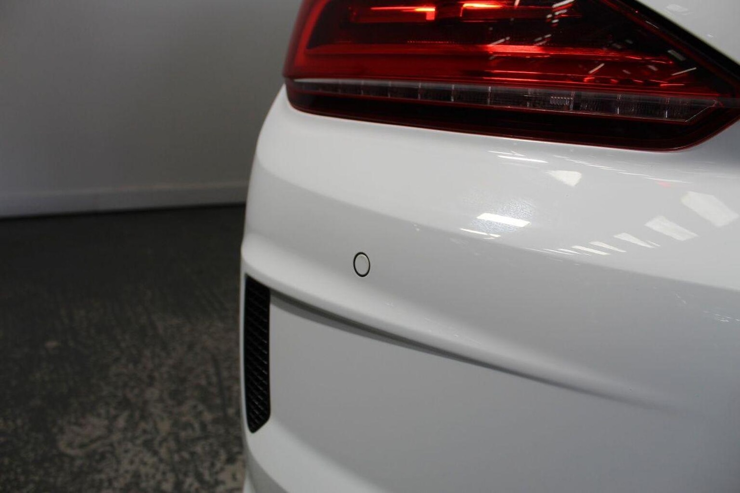 Used Volkswagen Scirocco 2017 for sale - 76793867: Photo 16