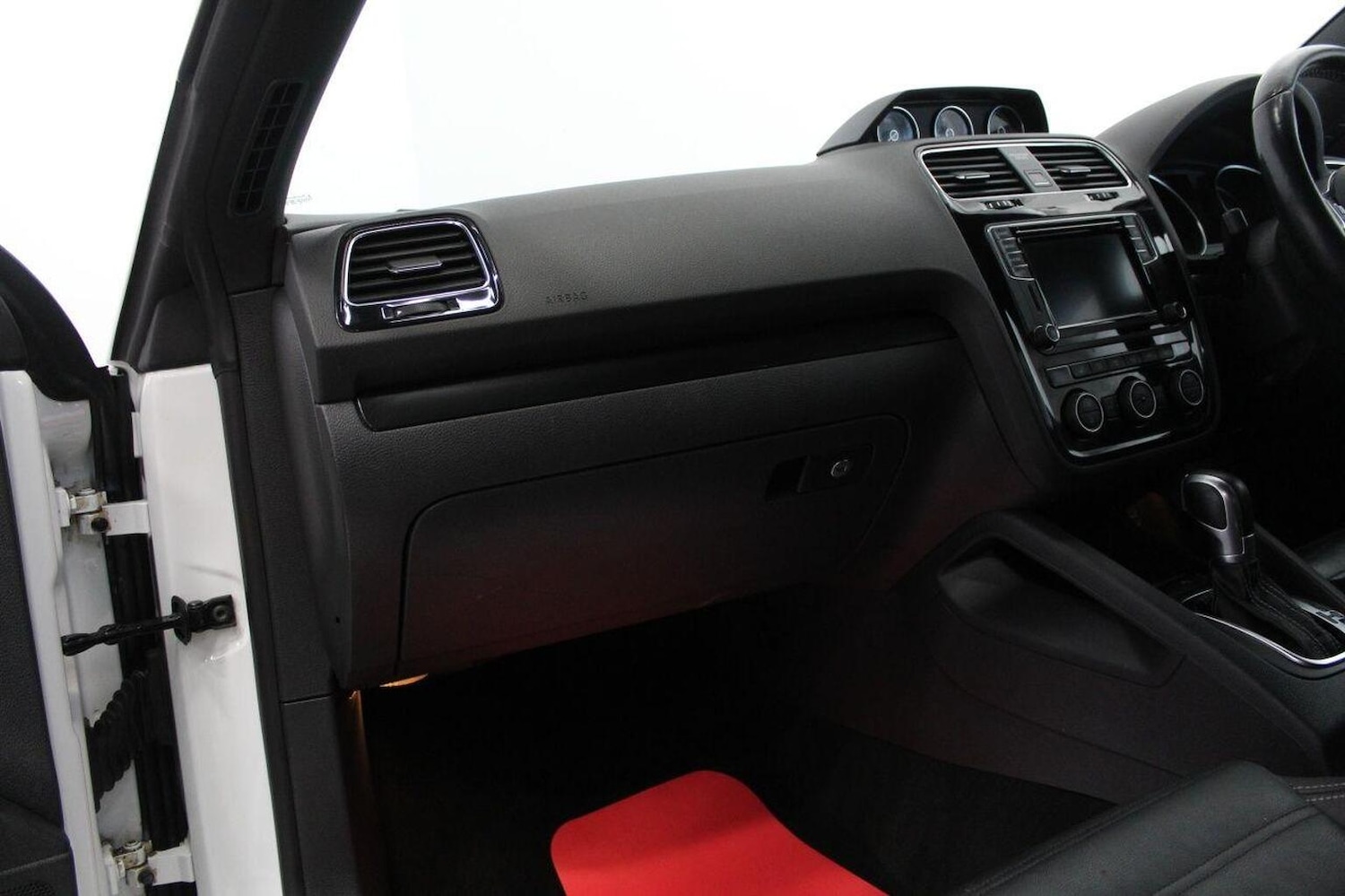 Used Volkswagen Scirocco 2017 for sale - 76793867: Photo 29