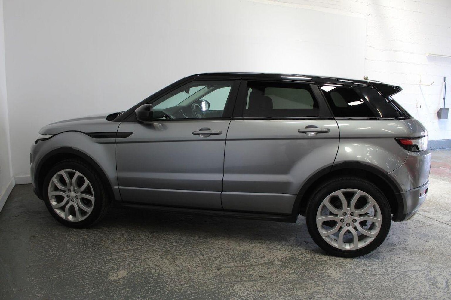 Used Land Rover Range Rover Evoque 2014 for sale - 77937903: Photo 10