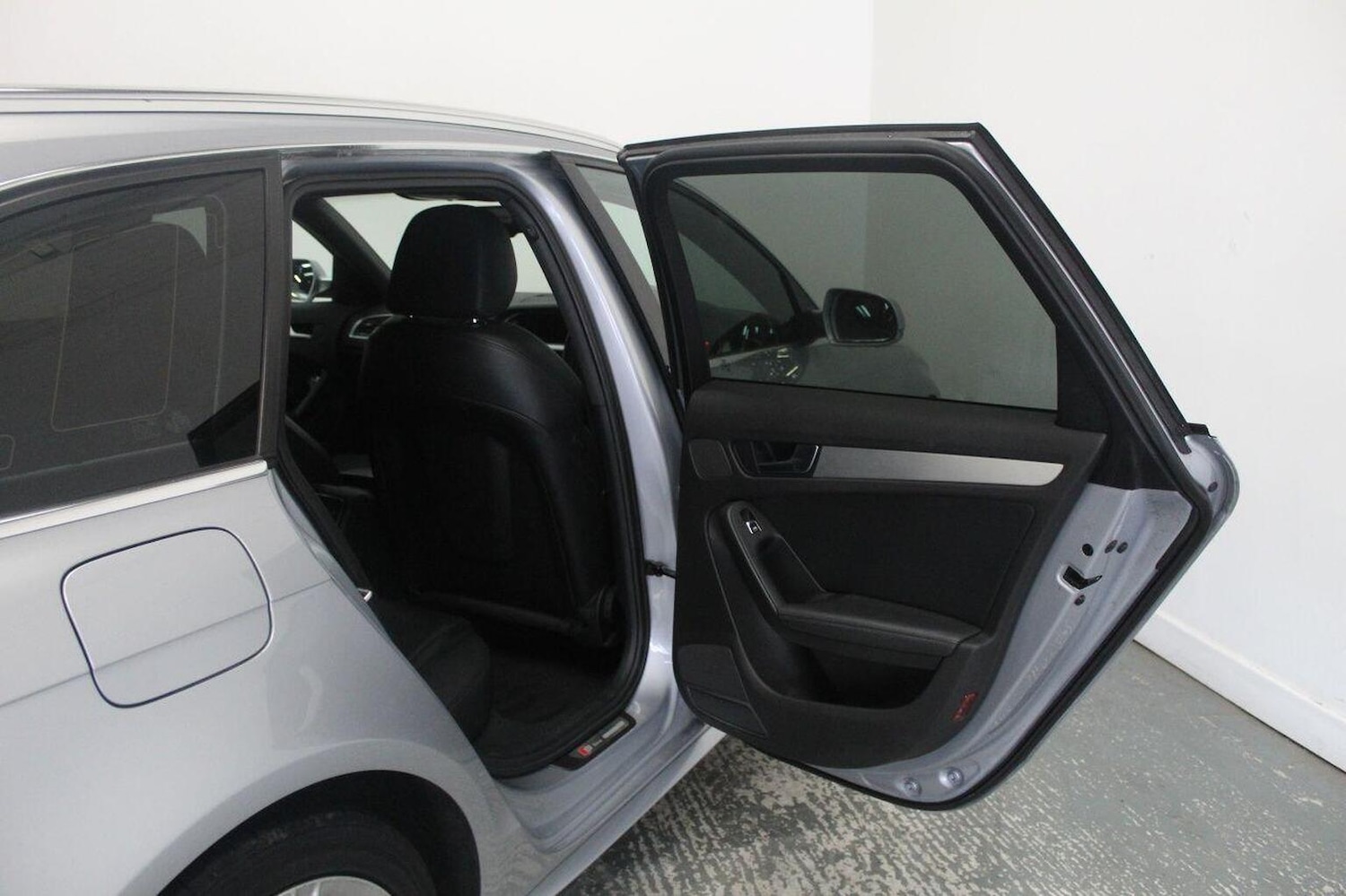 Used Audi A4 2015 for sale - 77303755: Photo 28