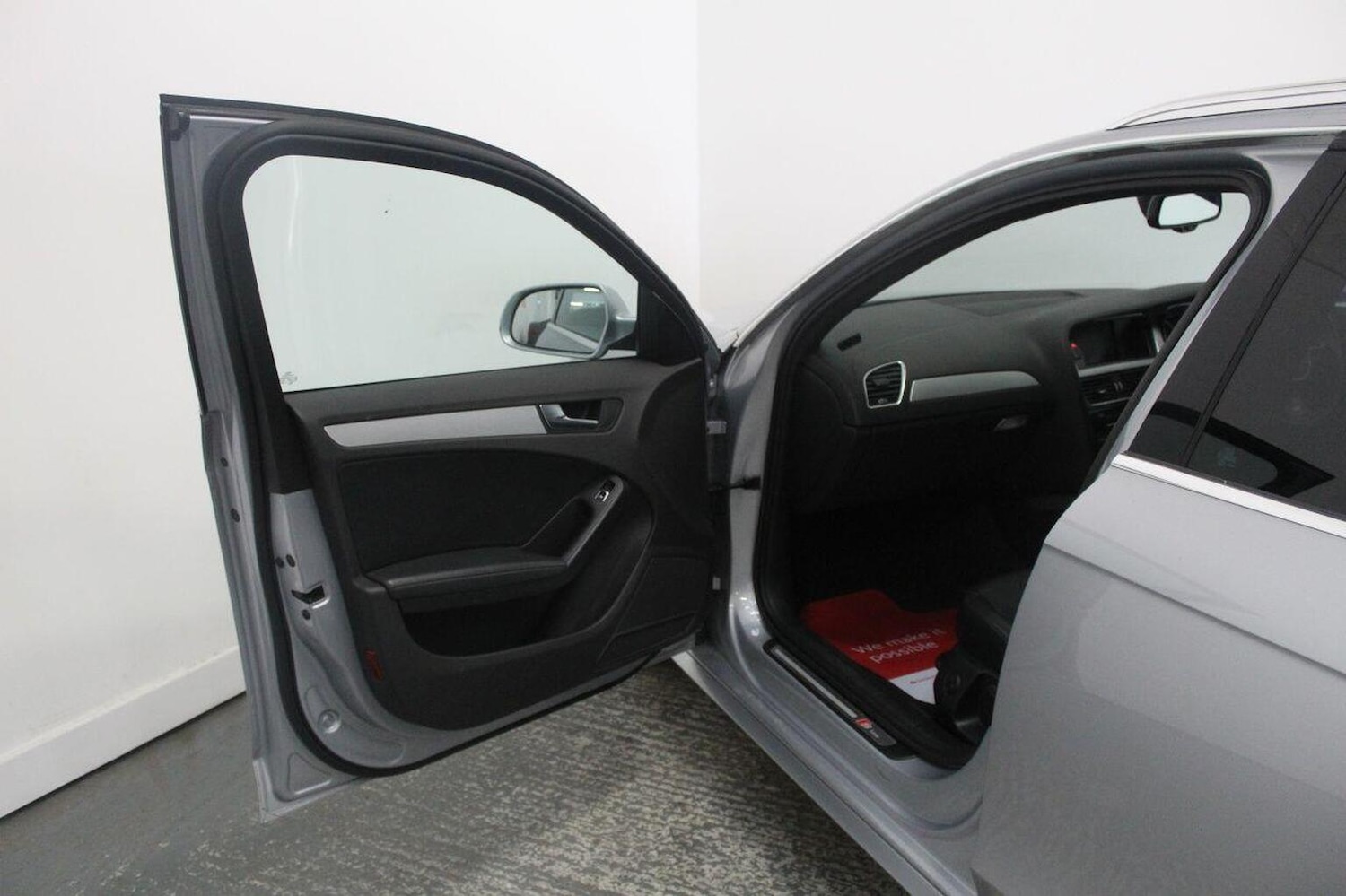 Used Audi A4 2015 for sale - 77303755: Photo 29