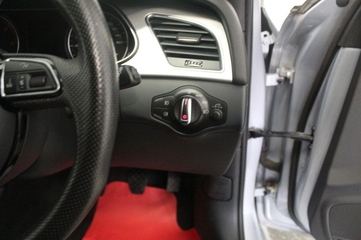 Used Audi A4 2015 for sale - 77303755: Photo 51