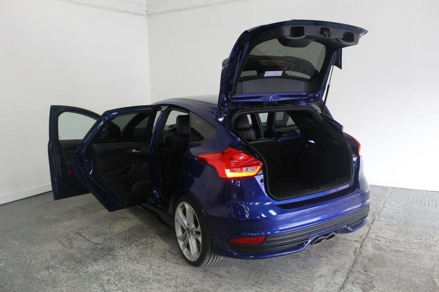 Used Ford Focus 2016 for sale - 77938001: Photo 18