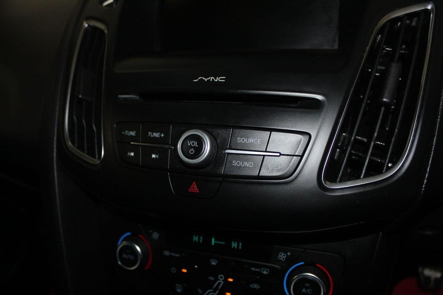 Used Ford Focus 2016 for sale - 77938001: Photo 37