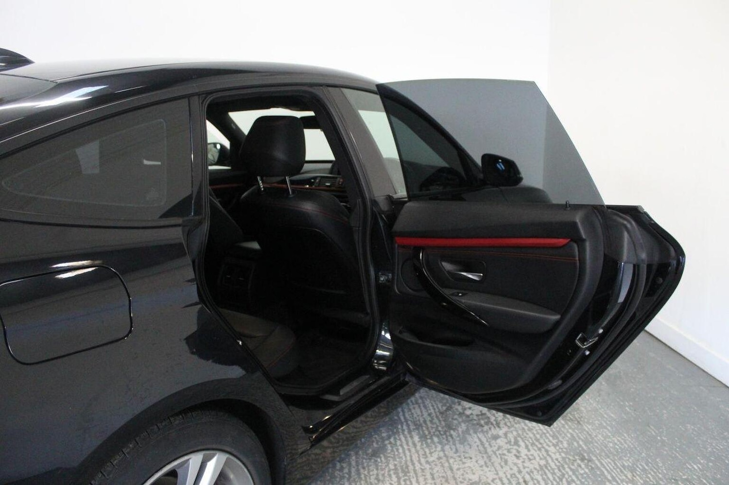 Used BMW 3 Series 2013 for sale - 77033079: Photo 27