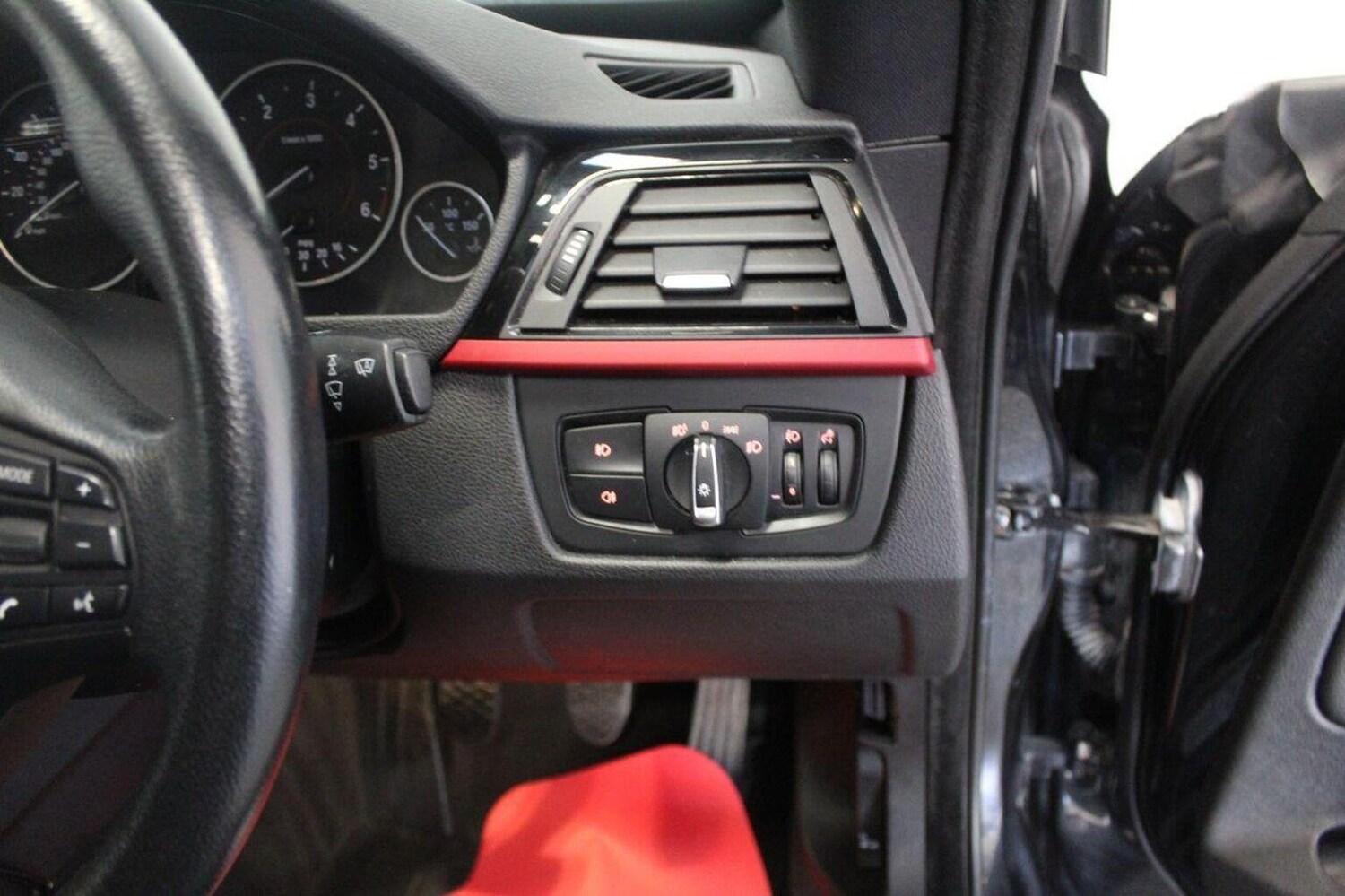 Used BMW 3 Series 2013 for sale - 77033079: Photo 49