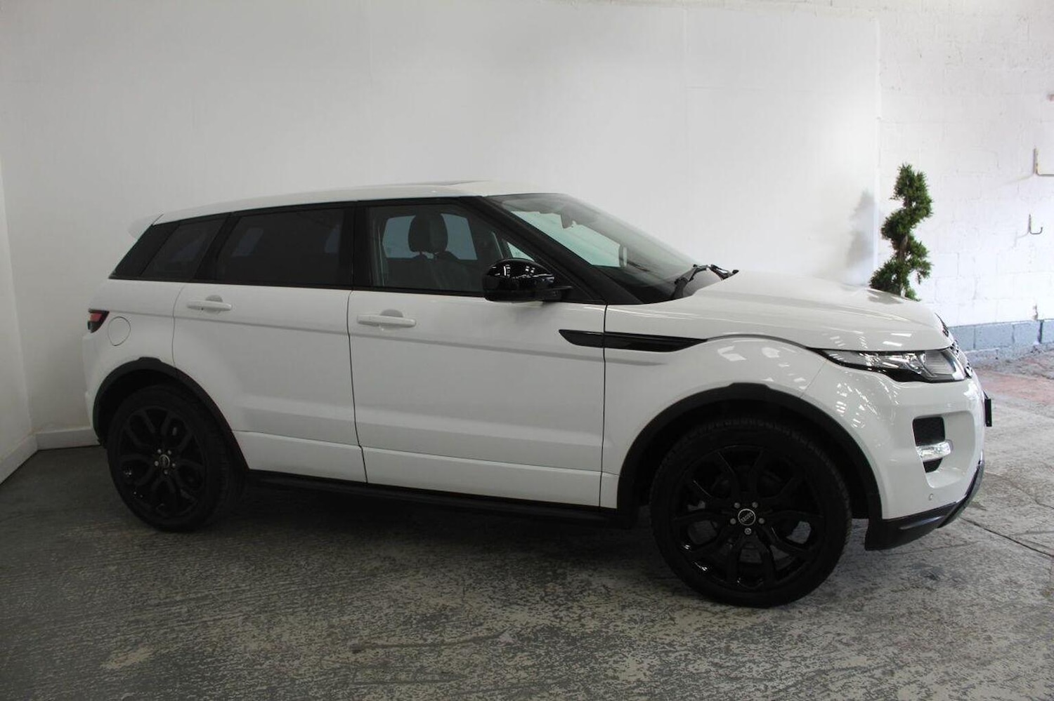 Used Land Rover Range Rover Evoque 2014 for sale - 76836944: Photo 4