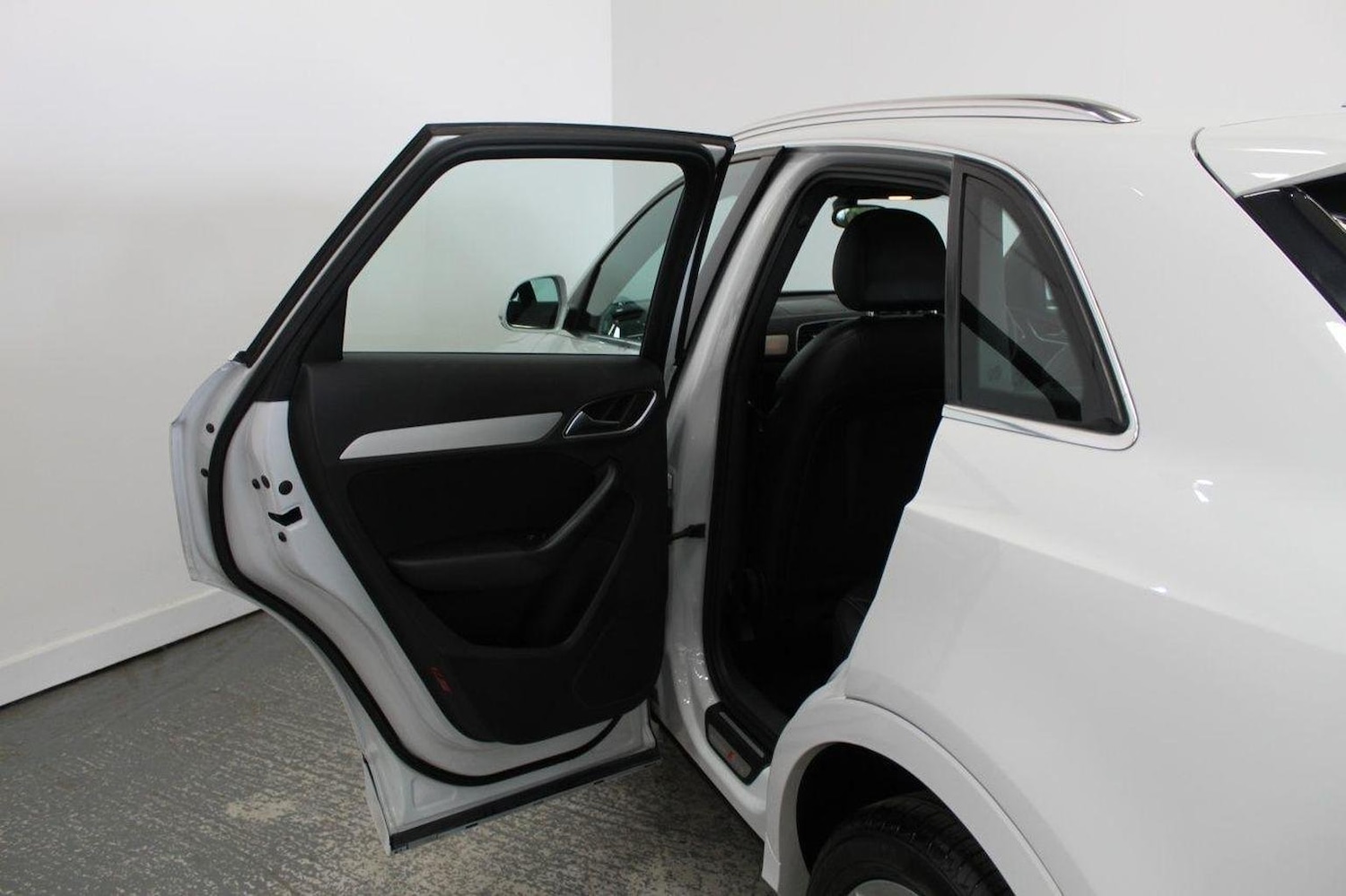 Vehicle 27