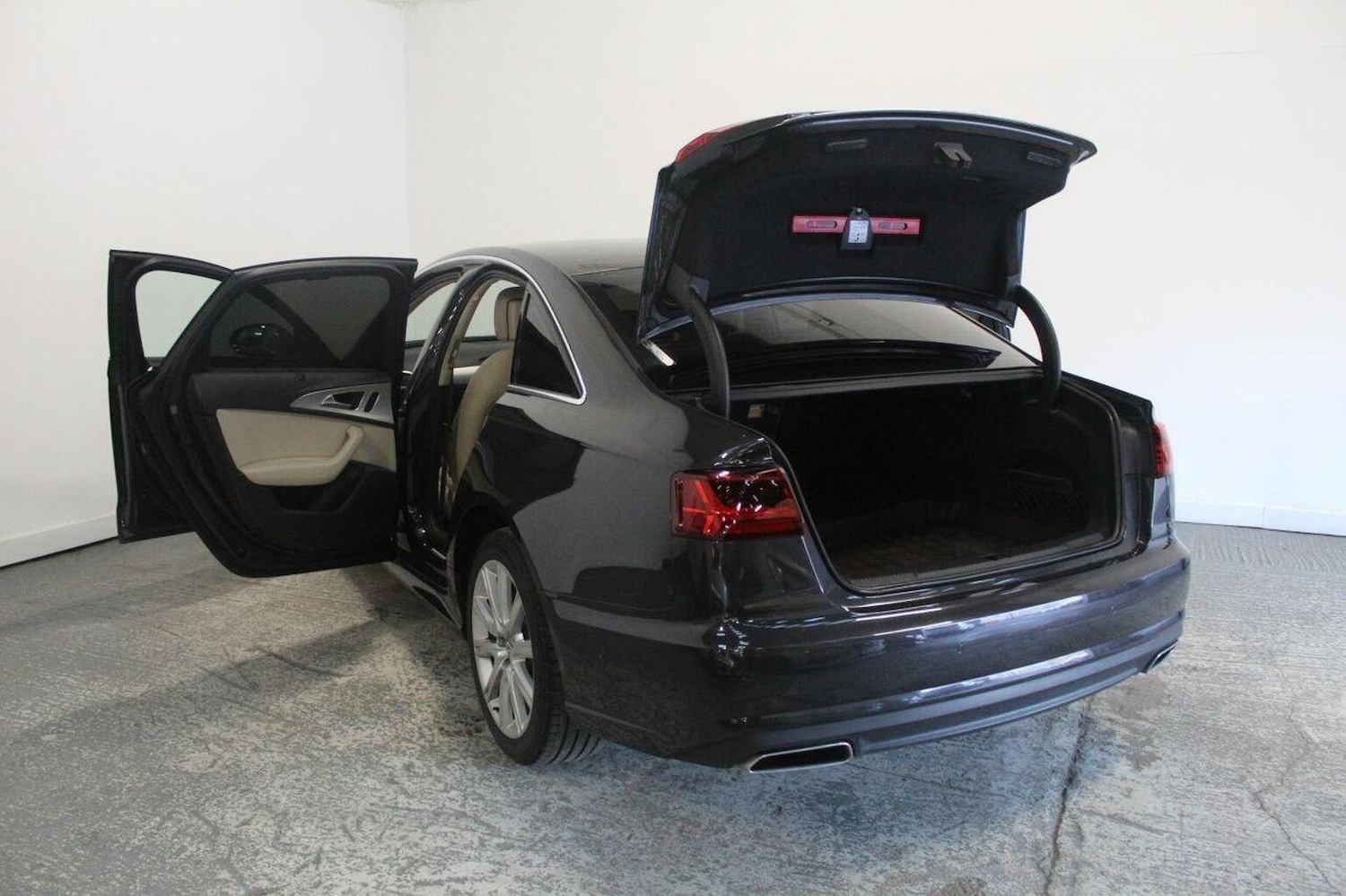 Used Audi A6 Saloon 2015 for sale - 76830371: Photo 21