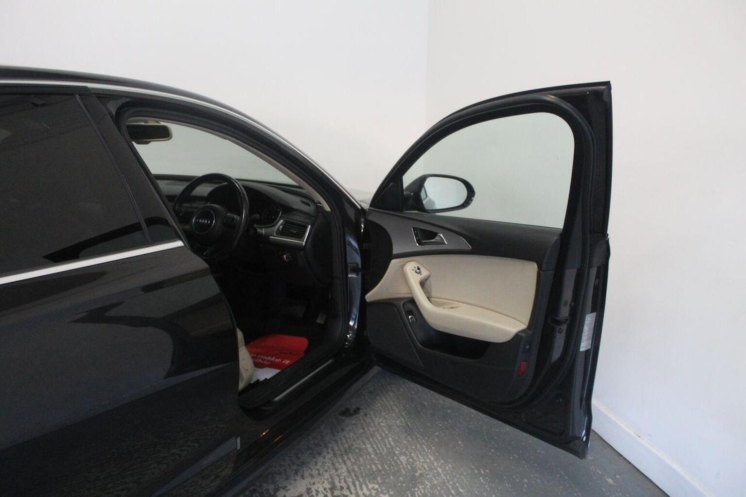 Used Audi A6 Saloon 2015 for sale - 76830371: Photo 25