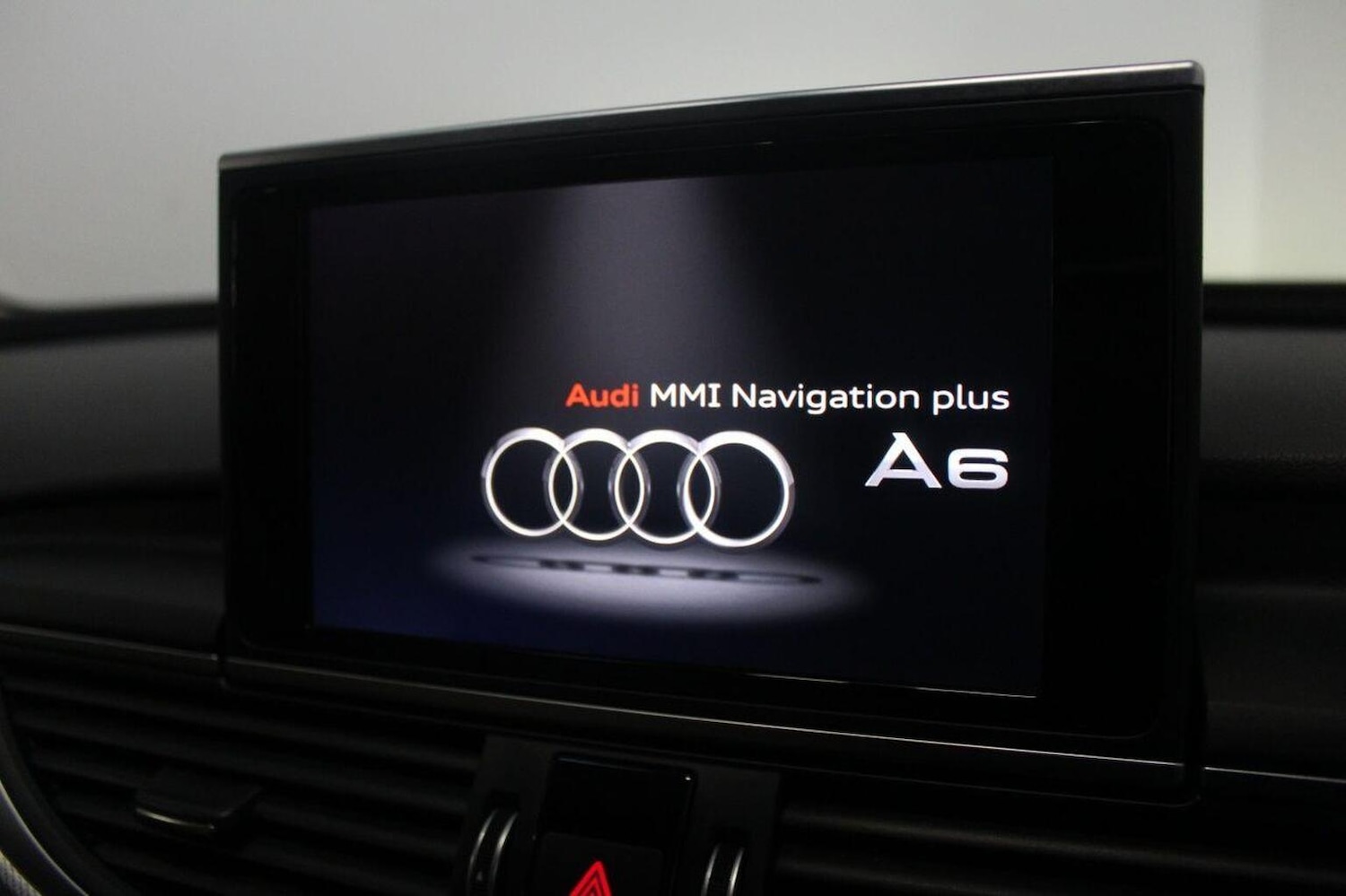 Used Audi A6 Saloon 2015 for sale - 76830371: Photo 34