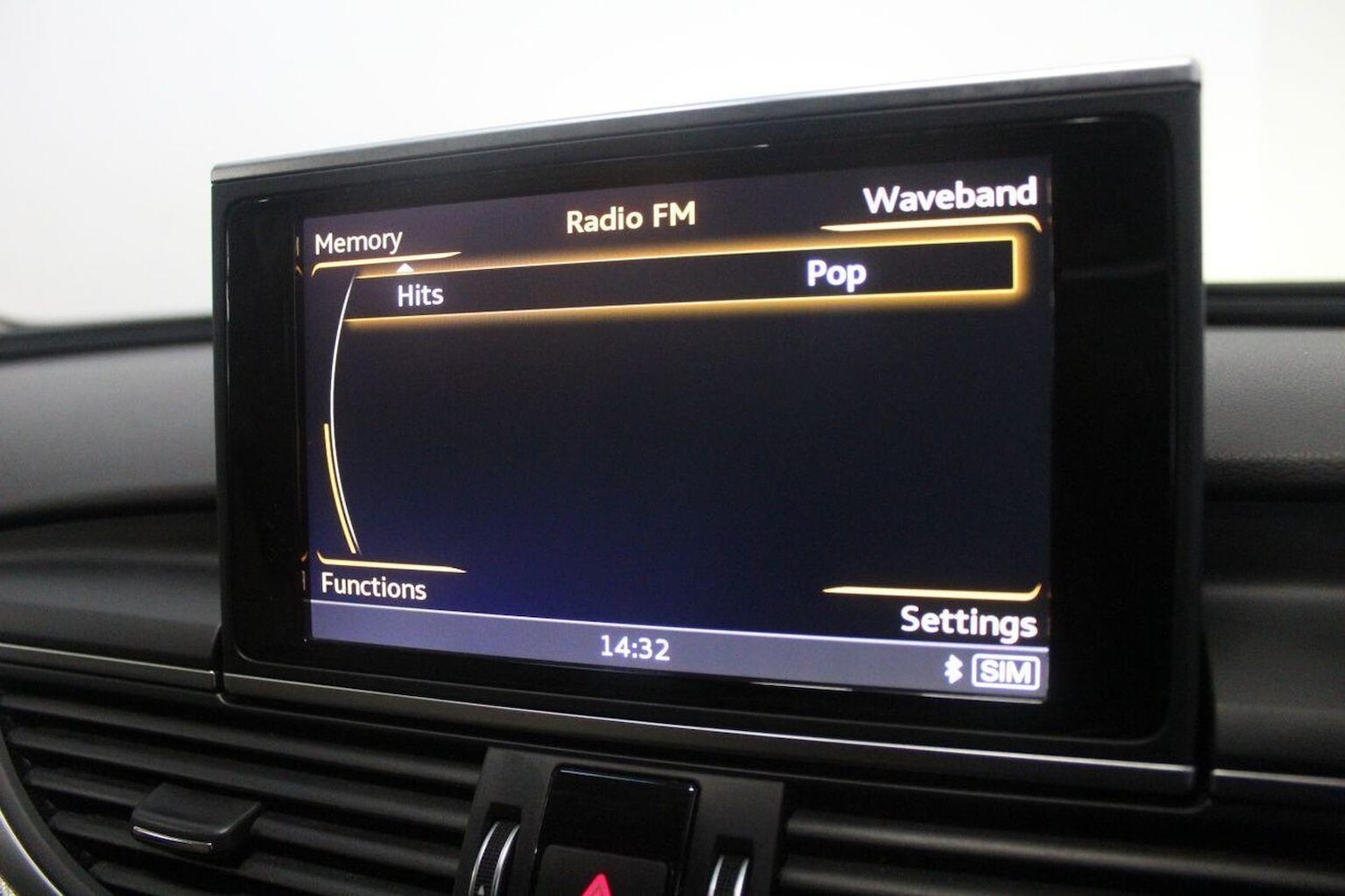 Used Audi A6 Saloon 2015 for sale - 76830371: Photo 38