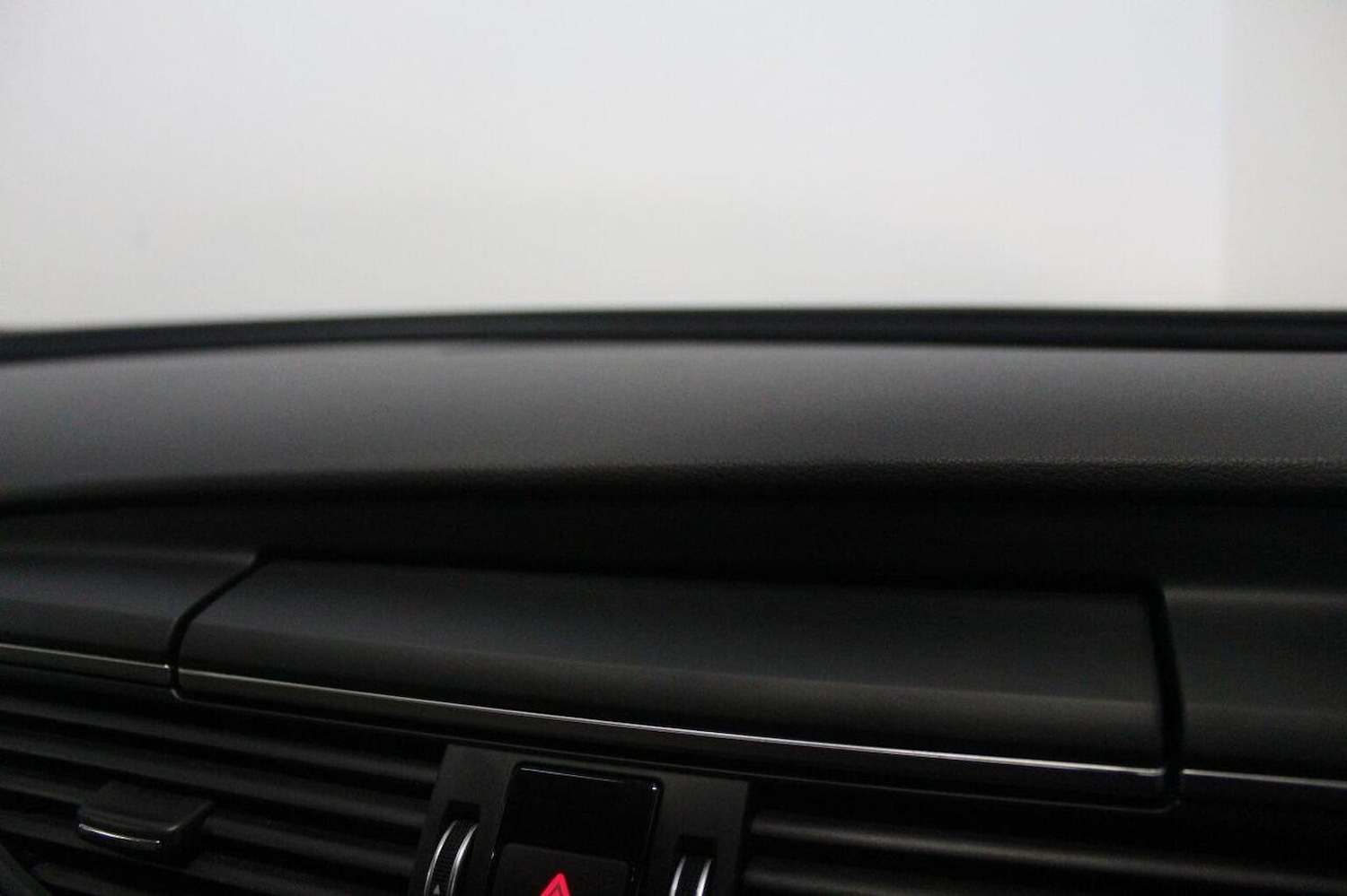 Used Audi A6 Saloon 2015 for sale - 76830371: Photo 40