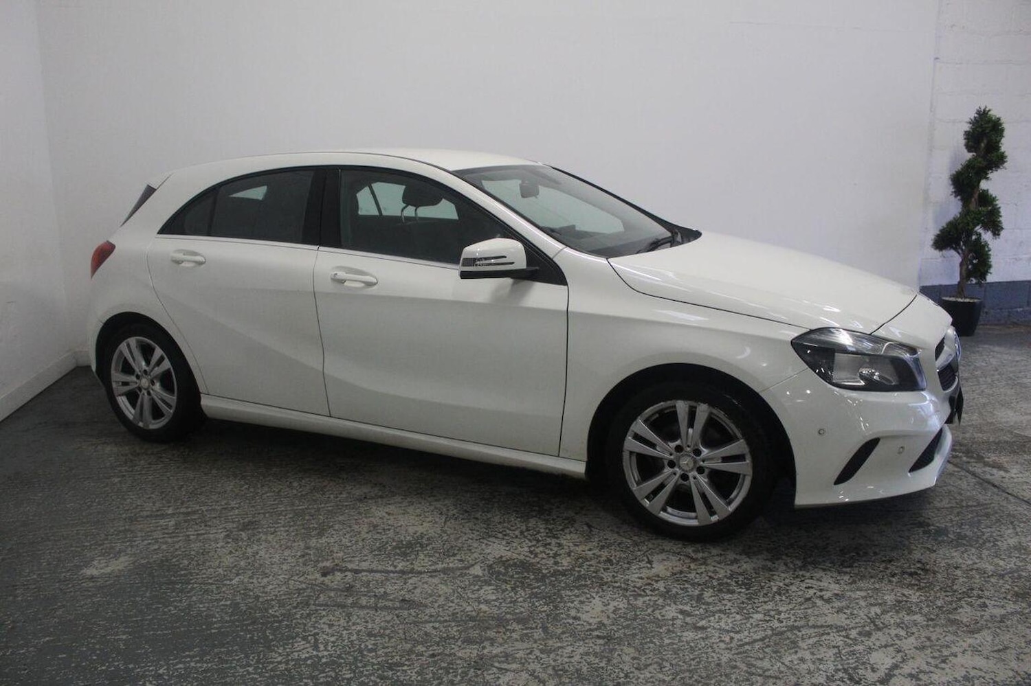 Used Mercedes-Benz A-Class 2016 for sale - 77417467: Photo 4