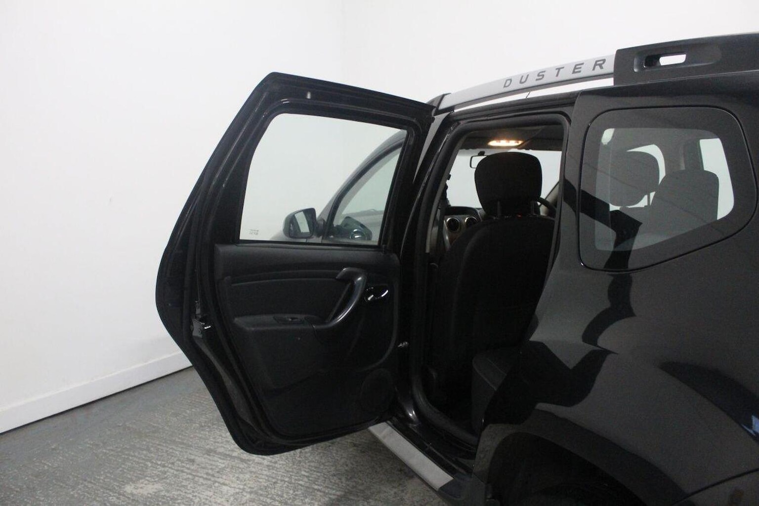 Used Dacia Duster 2016 for sale - 77065693: Photo 27