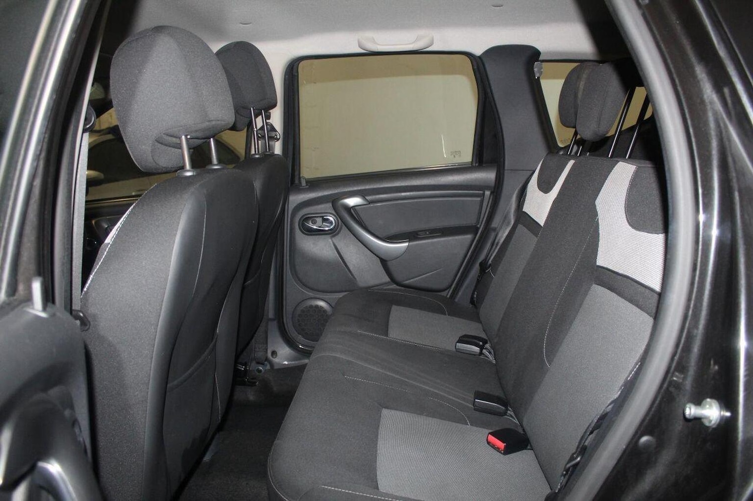 Used Dacia Duster 2016 for sale - 77065693: Photo 50