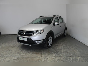Used Dacia Sandero Stepway 2015 for sale - 79558307: Photo