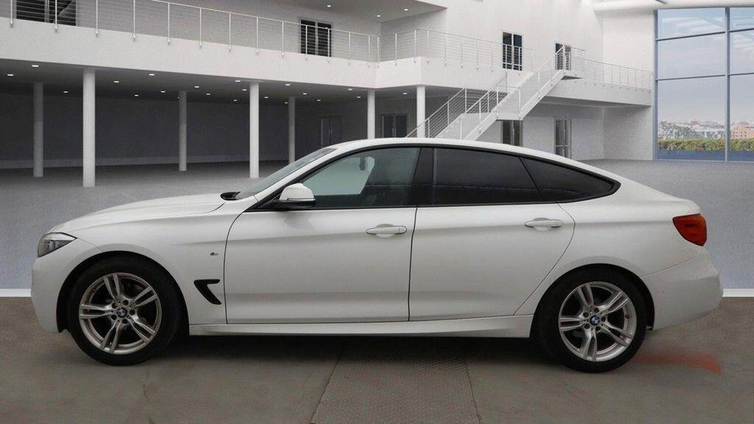 Used BMW 3 Series 2014 for sale - 76098762: Photo 11
