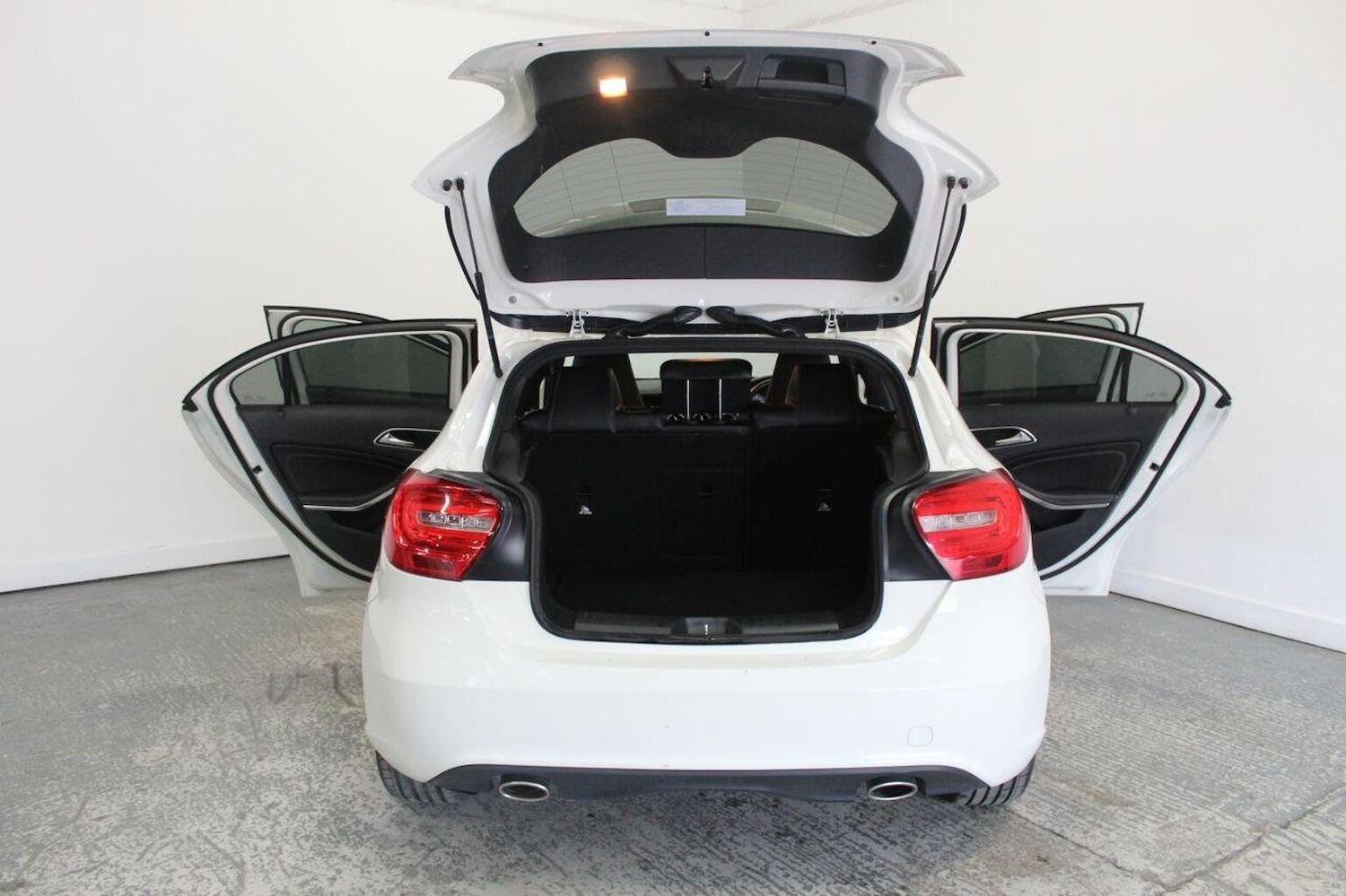 Used Mercedes-Benz A-Class 2014 for sale - 76397007: Photo 20