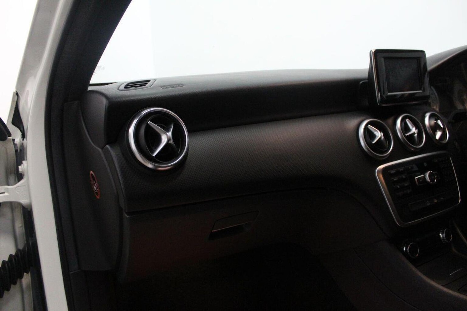 Used Mercedes-Benz A-Class 2014 for sale - 76397007: Photo 28