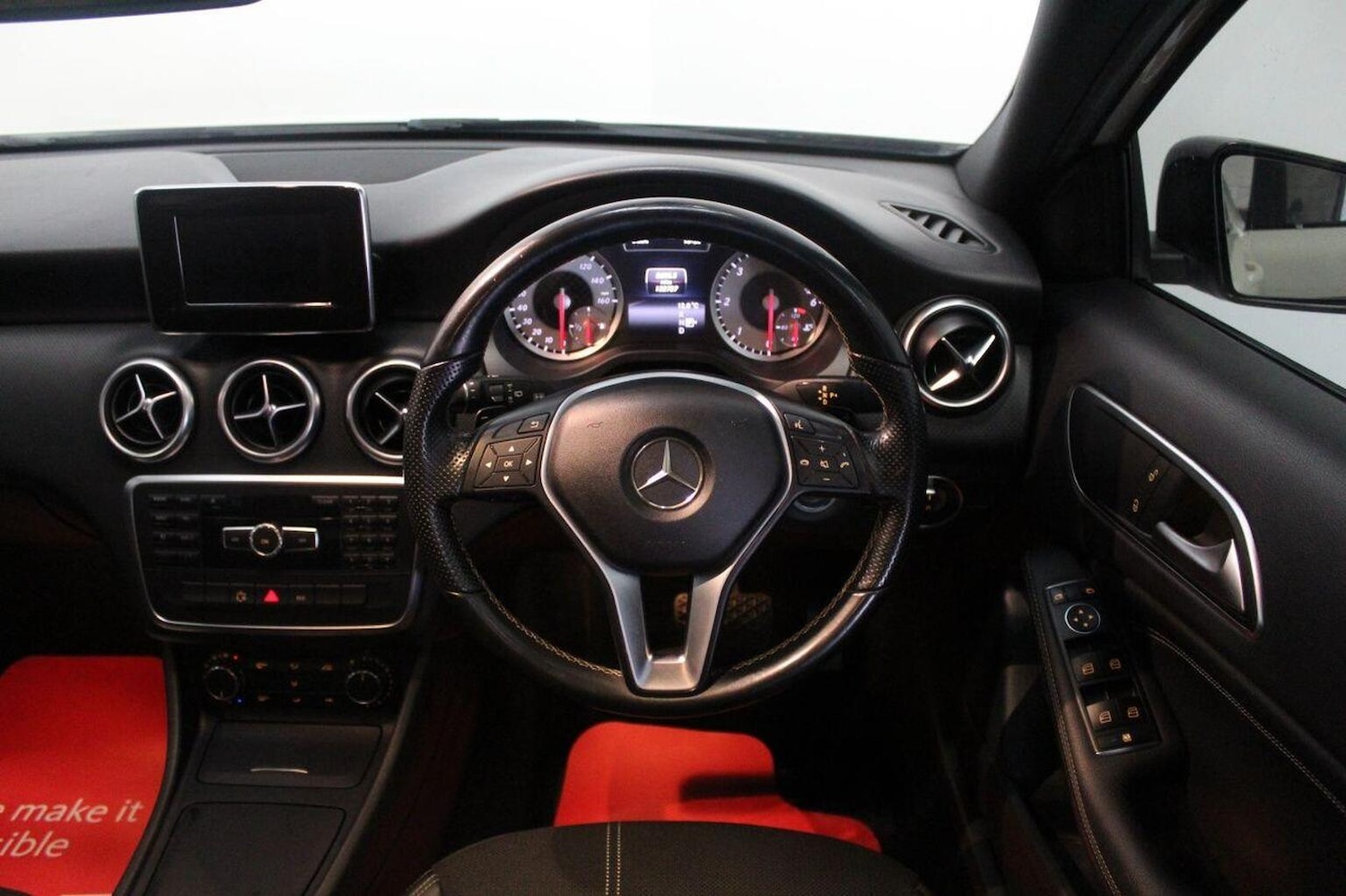 Used Mercedes-Benz A-Class 2014 for sale - 76397007: Photo 40