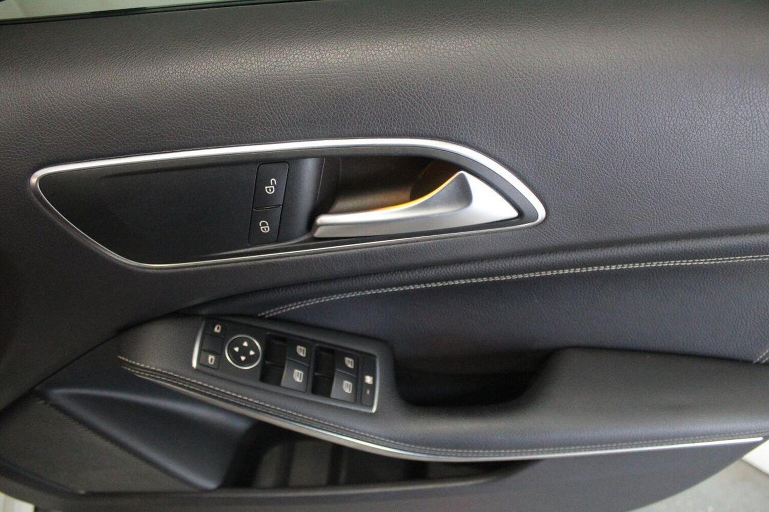 Used Mercedes-Benz A-Class 2014 for sale - 76397007: Photo 44