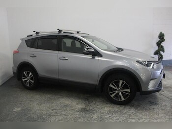 Used Toyota RAV4 2016 for sale - 79010713: Photo