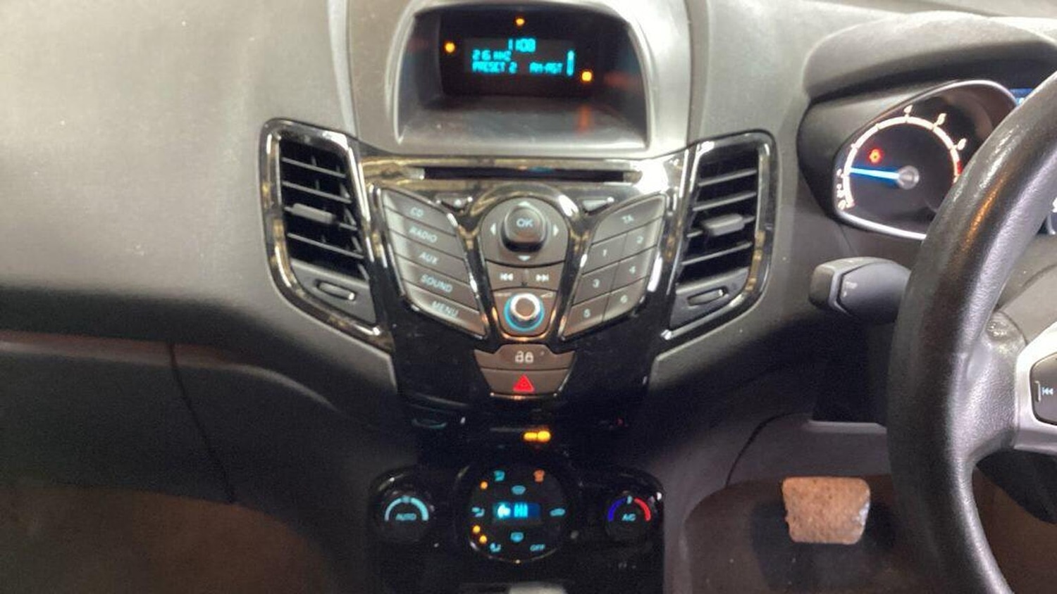 Used Ford Fiesta 2013 for sale - 77636974: Photo 16