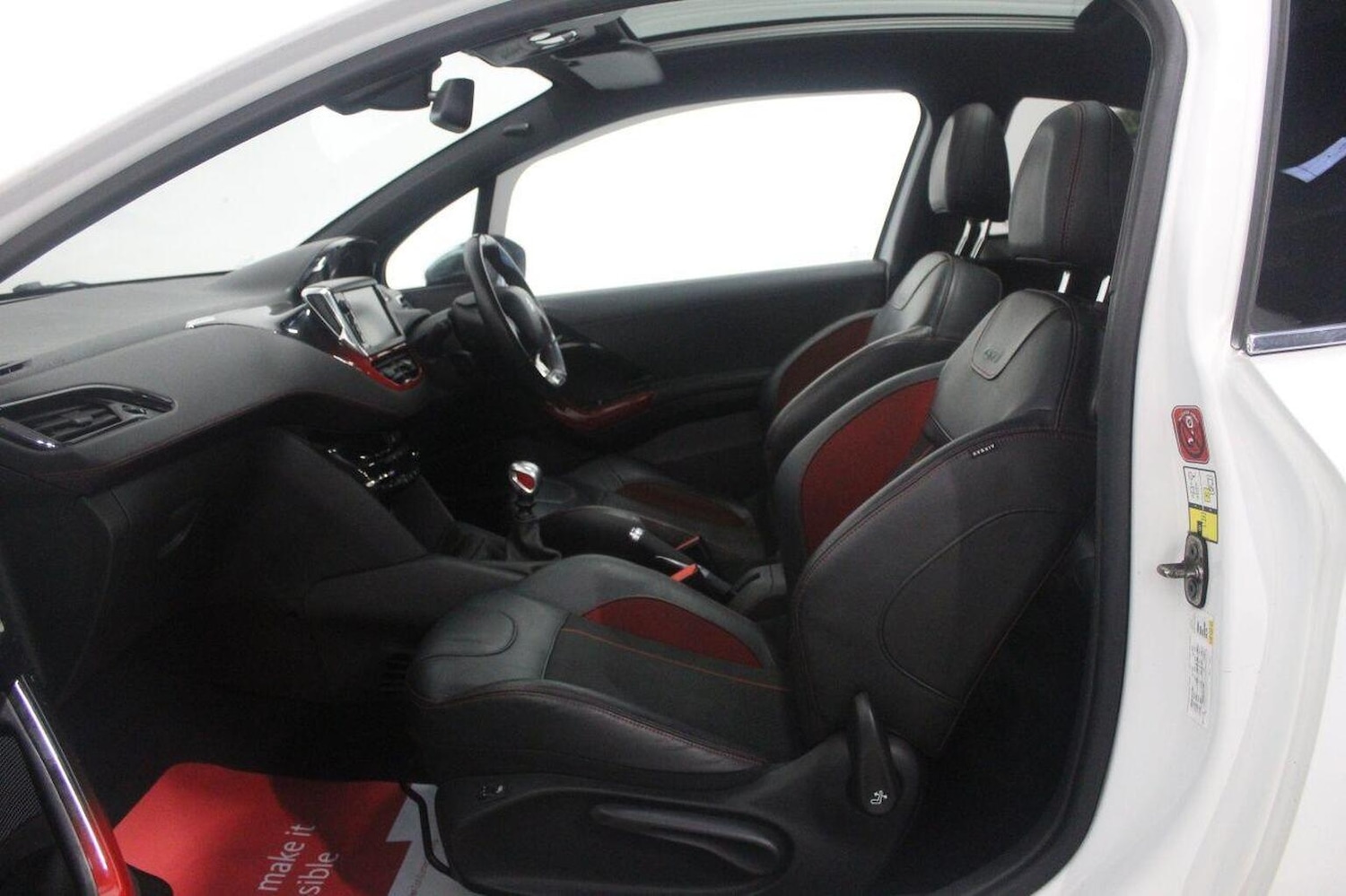 Used Peugeot 208 2014 for sale - 77189261: Photo 50