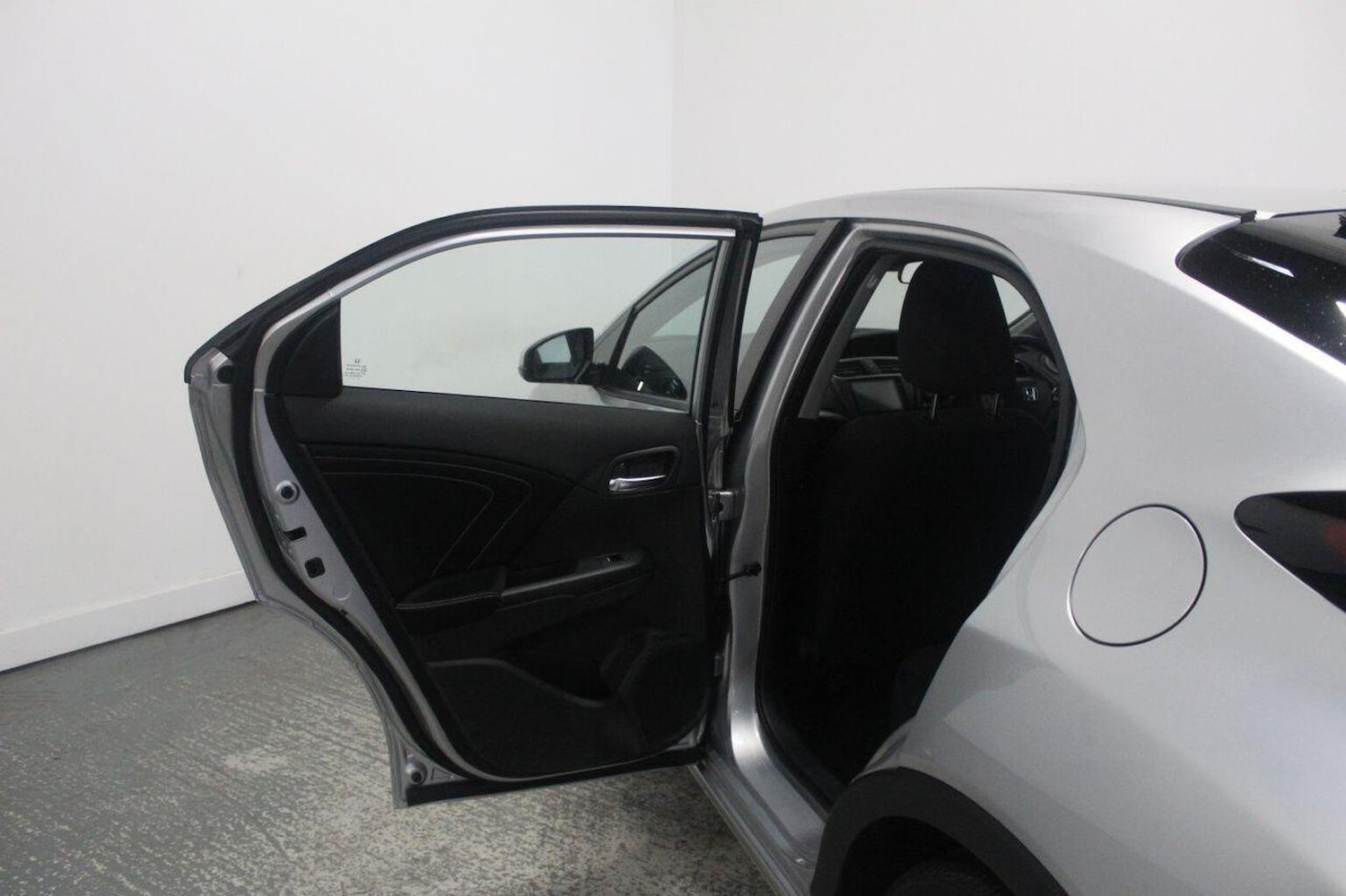 Used Honda Civic 2015 for sale - 77781685: Photo 27