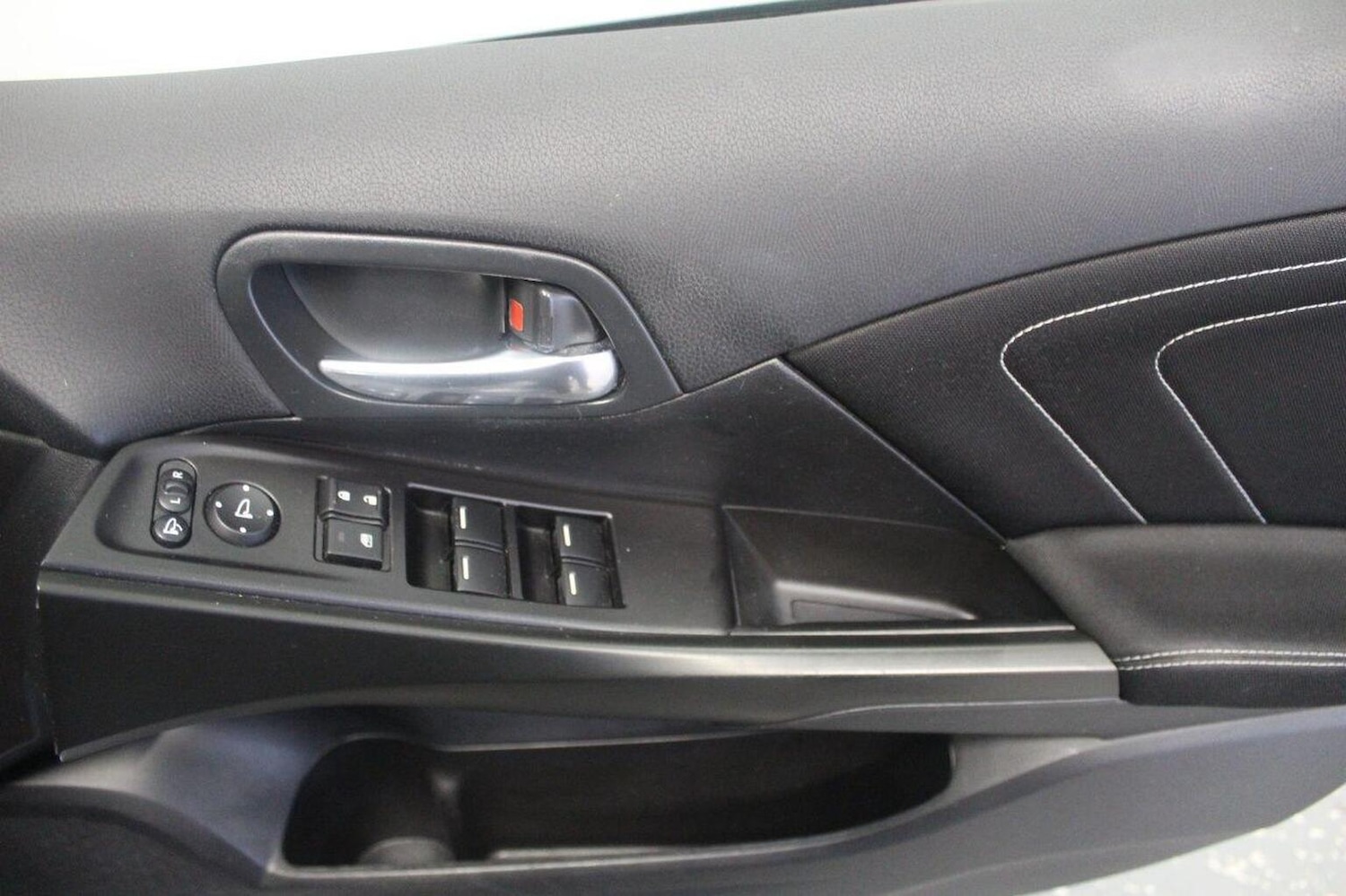 Used Honda Civic 2015 for sale - 77781685: Photo 48