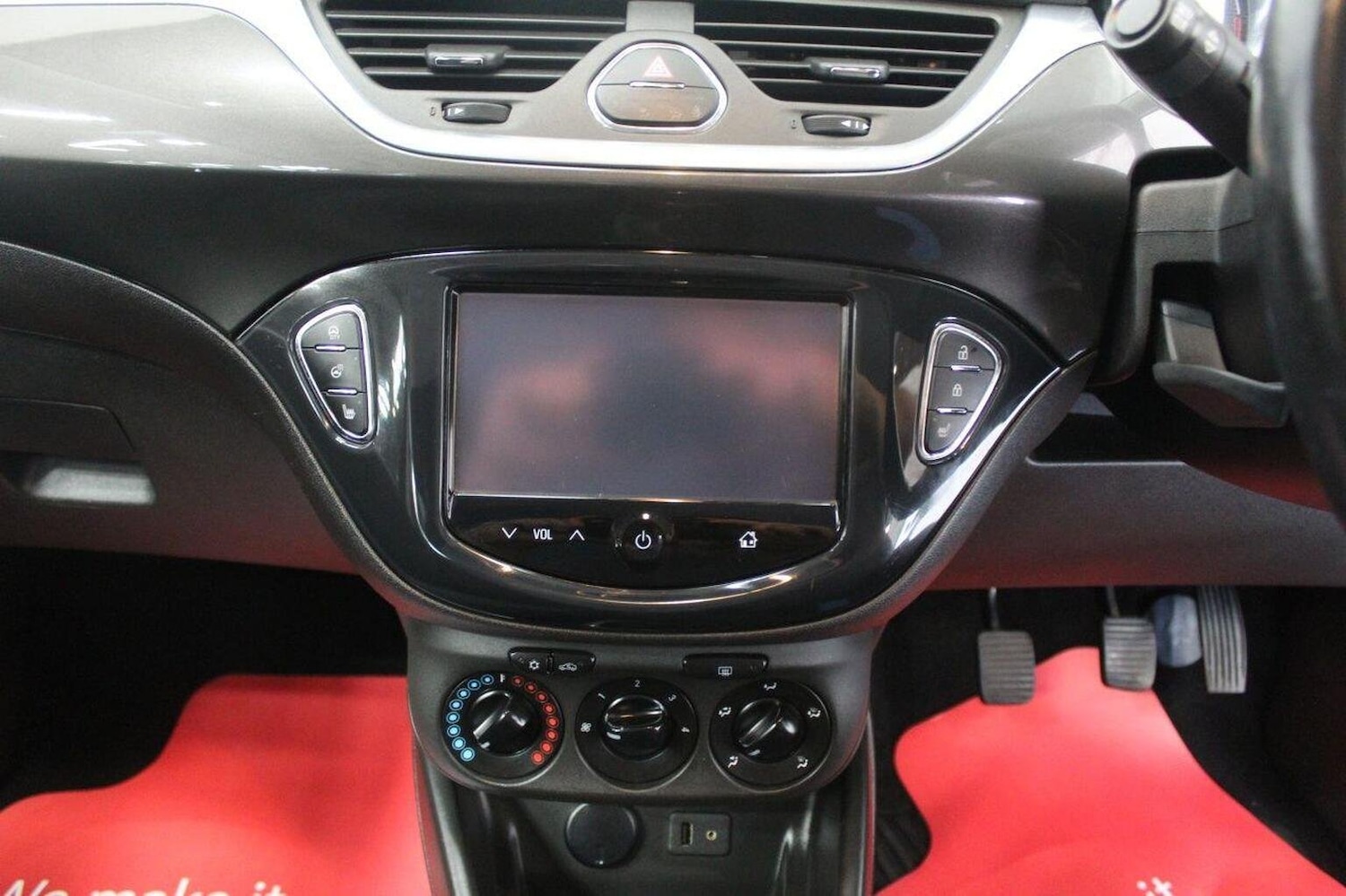 Vehicle 28