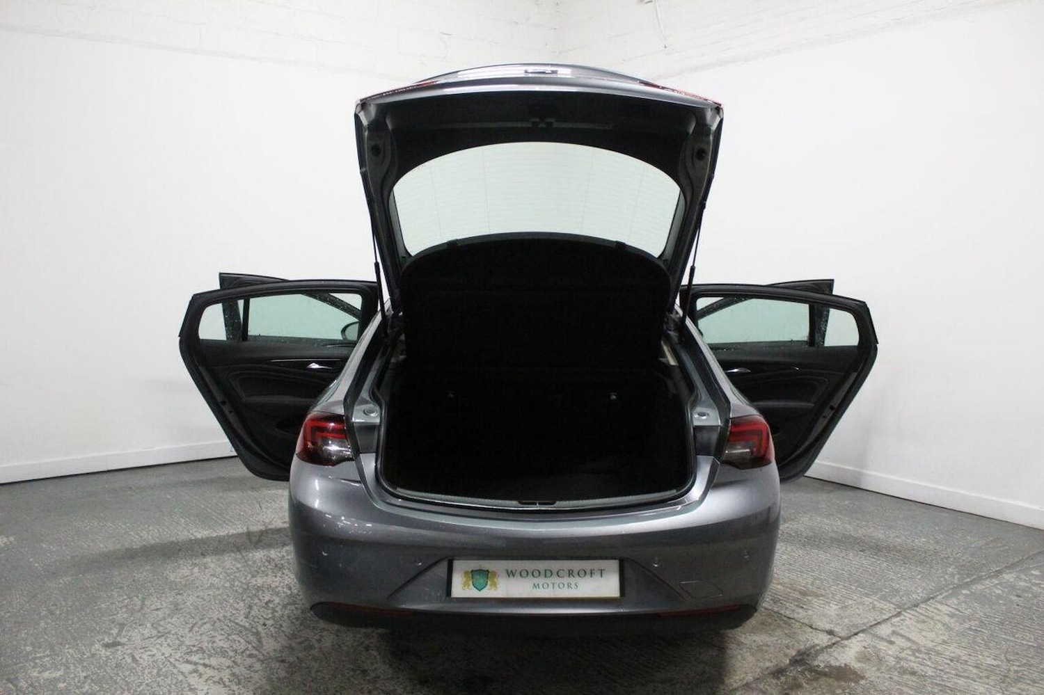 Used Vauxhall Insignia 2018 for sale - 77937875: Photo 23