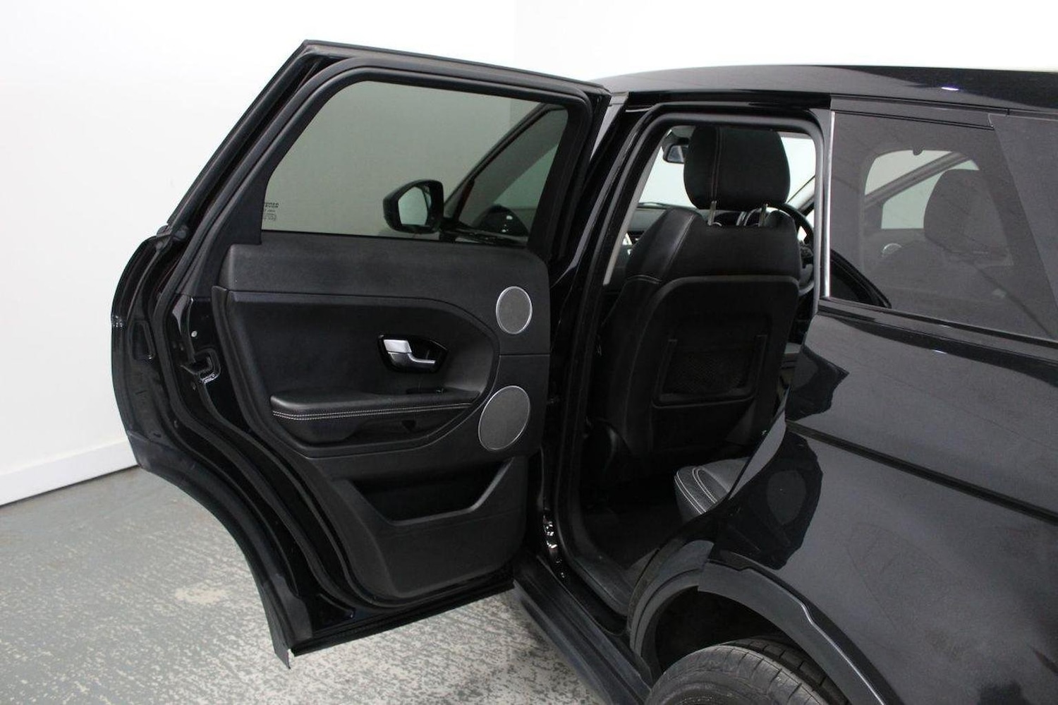 Vehicle 29