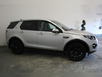 Used Land Rover Discovery Sport 2017 for sale - 76324838: Photo