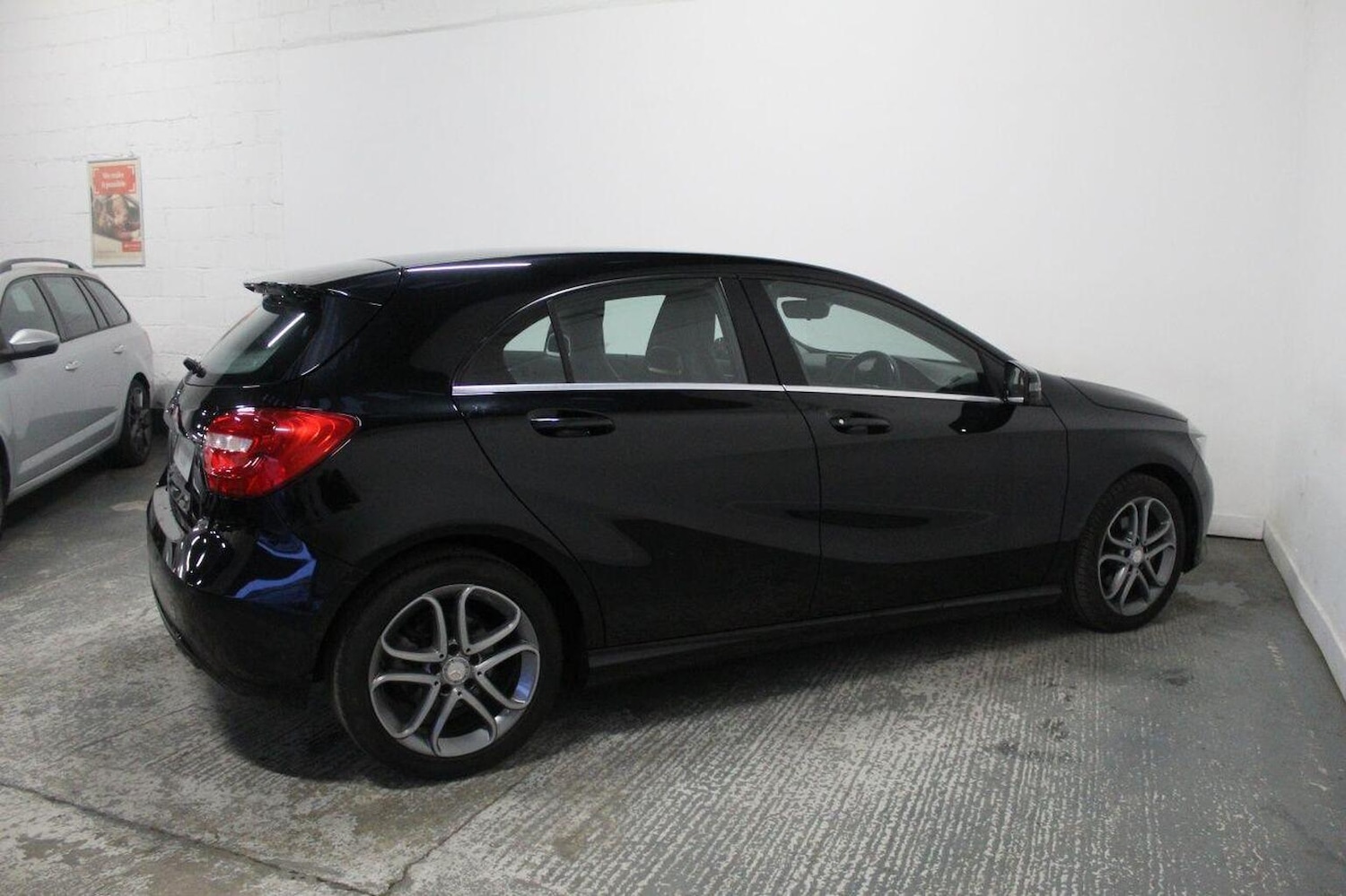 Used Mercedes-Benz A-Class 2015 for sale - 77140681: Photo 11