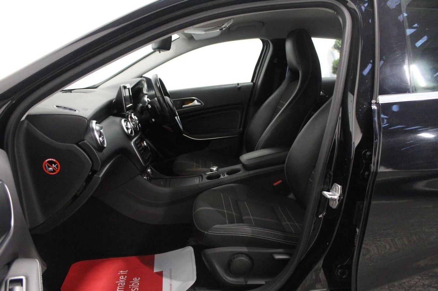 Used Mercedes-Benz A-Class 2015 for sale - 77140681: Photo 48