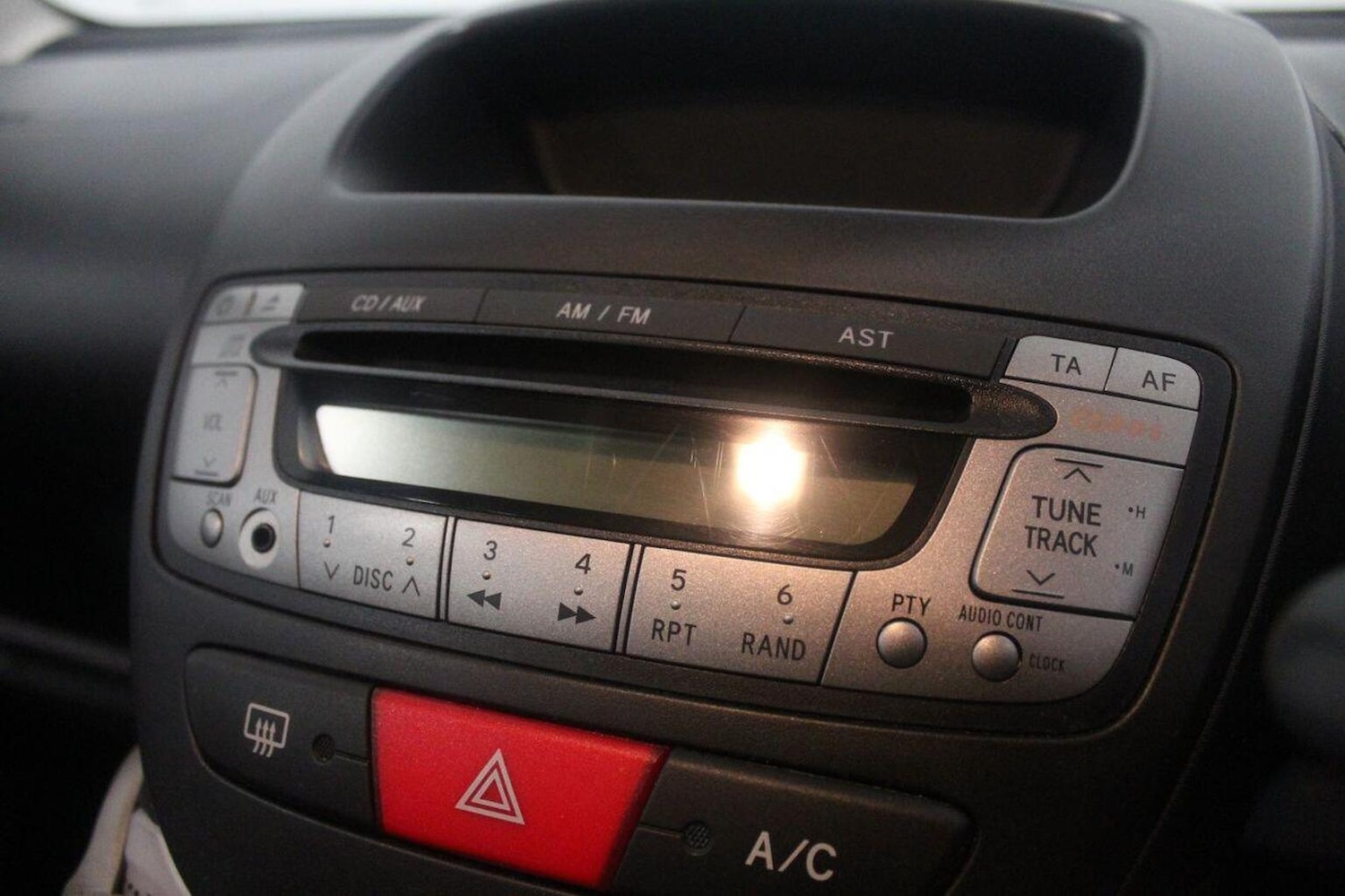 Used Citroen C1 2013 for sale - 77572726: Photo 33