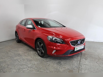 Used Volvo V40 2014 for sale - 79558273: Photo